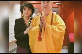 唐僧徐少华与妻子杨琨近照