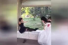 美女，你这是作死啊，敢对着人家的脸放屁，no zuo no die视频封面