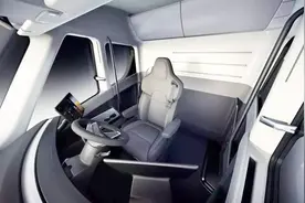 马斯克又发布电动怪兽，百公里加速，跑车1.9秒，卡车5秒！