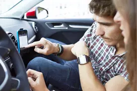 搭异性朋友的车为什么不能坐在副驾驶