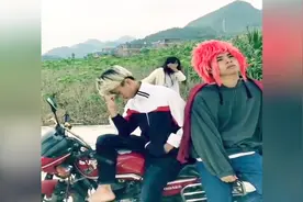 广西老表小马林实力撩妹，太搞笑了，看一遍笑三天