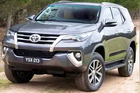 这货，好像很强悍啊！不挑油，不容易坏，丰田Fortuner奔跑者32万！