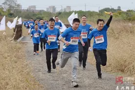 跑过风景跑过你 风雅桐乡举办一场特别的田园马拉松赛图片