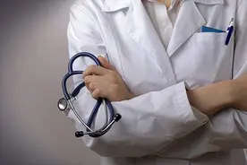 全国首爆“影子药师”黑名单 省食药监：严查违法“挂证”图片