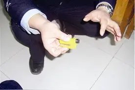 男女网购神器盗窃商场衣物 第二次就被逮个正着图片