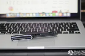 剁剁剁之钢笔败图片