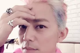 何炅模仿权志龙造型遭网友调侃：顿时成湖南权志炅图片