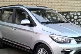 最新款五菱宏光颜值超高:以后可以用来撩妹了图片