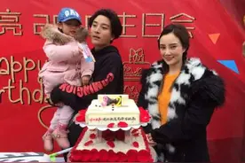 一个94年一个84年，EXO的吴世勋和贾乃亮怎么会有交集图片