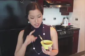 教你怎样制作龙虾汤，美味好喝，超有营养