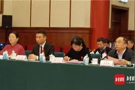 康辉出任中国青少年艾滋病防治形象大使图片
