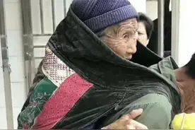 “中国好儿子”：文山男子坚持7年背八旬老母看病图片