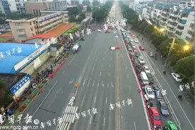 明秀秀灵路口围挡过后有点堵，建议早晚高峰期绕行图片