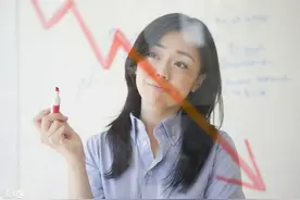 股价异动：武汉凡谷(002194)大幅拉升，成交量放大图片