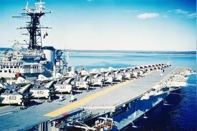 一次仗没打却撞死近200人，这艘自带悲剧色彩的航母最终中国接手视频封面