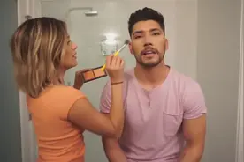 美女给男友化女性妆，竟然可以这么美，女友都没他好看