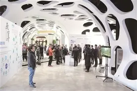 京东无人送货车最快年底新区试跑图片