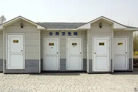 “趣味”公厕大盘点，找厕所神器帮您解决尴尬时刻！图片