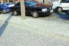看到这种路面，千万别停车，不然后果很严重图片