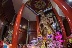 全球最大红木妈祖像开光 千人齐聚莆田湄洲岛图片