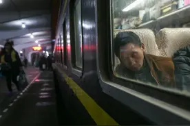 梦中回乡路图片