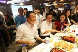 阿里旗下网红超市要来成都，马云来四川培养线下剁手族图片
