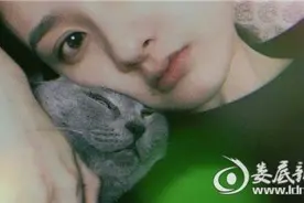 来自喵星的少女！宋祖儿与萌宠同框放飞自我图片