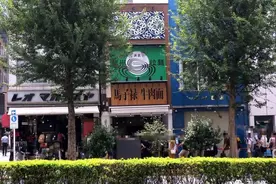 兰州拉面征服日本人的胃，一碗880日元，还要排队！图片