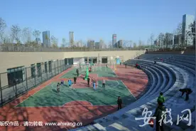 天鹅湖健身中心开放项目暂时免费 正式运营后将收费图片