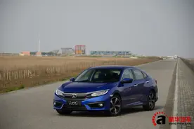 试驾东风本田第十代思域图片