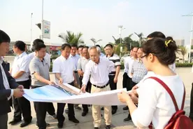 努力把学校建成应用技术型大学 区域特色大学 对外开放的“国门大学”图片