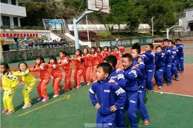 古丈县罗依溪学校：土家摆手舞让校园大课间“活”起来图片