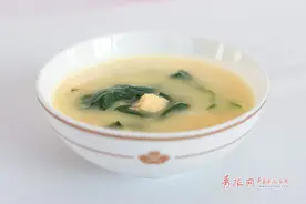 青岛航空头等舱航空餐曝光 浓浓青岛味 (/13)图片