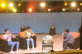 韩星李光洙现身粉丝会大爆料:宋仲基爱耍酒疯图片