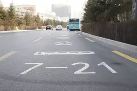 西宁首条公交专用道1月1日正式启用，东区人，这些注意事项需提前知晓！图片