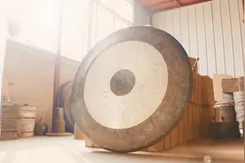 锣声锵锵，穿古越今——高洪太铜锣