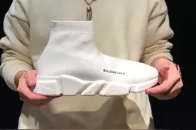 揭露各路明星身上的假货——巴黎世家Balenciaga袜子鞋真假对比