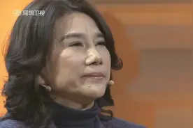 提到儿子，董明珠竟几度哽咽，心疼董姐的舍小家为大家视频封面