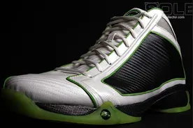 可以增加弹跳的鞋？NBA禁穿图片