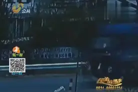 横穿马路女子被撞飞 提醒时刻注意安全啊　事故瞬间，胆小勿入图片