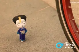 僵小鱼：粑粑带着小鱼来看落日啦，小孩子的世界就是单纯可爱！