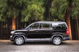 不是硬派SUV，却是力哥？长安欧尚X70A试驾体验！视频封面