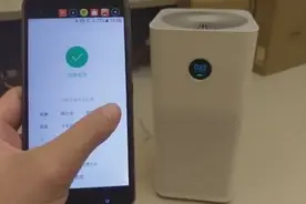 台湾大哥买了小米空氣淨化器，赞叹功能好多，吼吼……视频封面