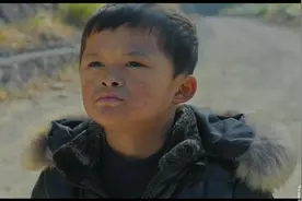 这是马云儿子吗，长的也太像了，都演电影了视频封面