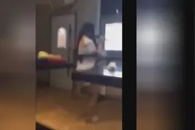 女神示范KTV的正确玩法，我直接被吓蒙了