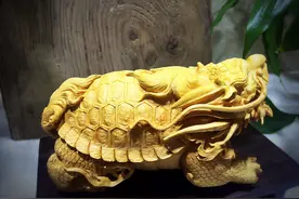 黄杨木雕：三分雕刻，七分天成，雕刻琢磨又一生图片