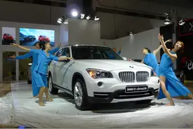 不只香车和美女，全新宝马X1的科技看点也很劲爆图片