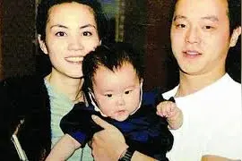 窦唯、李亚鹏、谢霆锋，窦靖童背后离不开王菲和她的男人图片