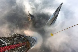 中国第一高楼投用 唯迪拜塔可以媲美图片