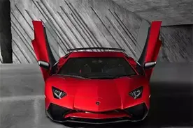 酷炫至极！纵观那些超跑豪车的开门姿势图片